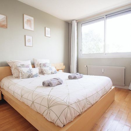 Appartement Spacieux Avec Balcon Bourg-en-Bresse Exterior photo